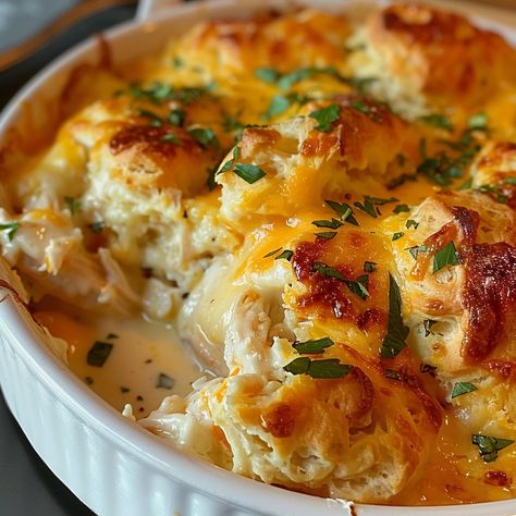 Healthy Mexican Casserole, Baked Honey Garlic Chicken, Biscuits Casserole, Fluffy Biscuits, Savory Cheese, Chicken And Biscuits, Baked Dinner, Biscuit Bake, Baked Casserole