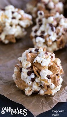 Smores Popcorn, Popcorn Ball, Popcorn Balls Recipe, Popcorn Balls, Popcorn Recipes, S'mores, Monkey Bread, School Snacks, Party Treats