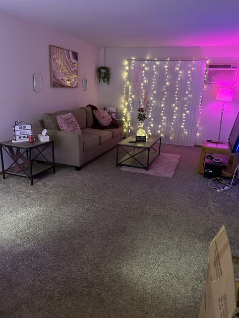 💕🌸My Living Room 💕🌸 Living Rooms Apartment Ideas, Female Living Room Ideas, Living Room Ideas With Carpet, Dog Friendly Living Room Ideas, Small Living Room Decorating Ideas Apartment, Teen Apartment Ideas, Girly Apartment Ideas Living Room, Pink Living Room Ideas Apartments, Girly Apartment Decor Living Room