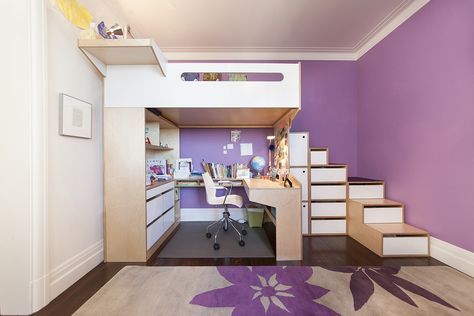 diseño de cama para ahorrar espacio Bed With Desk Underneath, Storage Stairs, A Loft Bed, Bunk Bed With Desk, Bunk Beds With Stairs, Shaped Desk, Cute Bedroom Ideas, Dekorasi Kamar Tidur