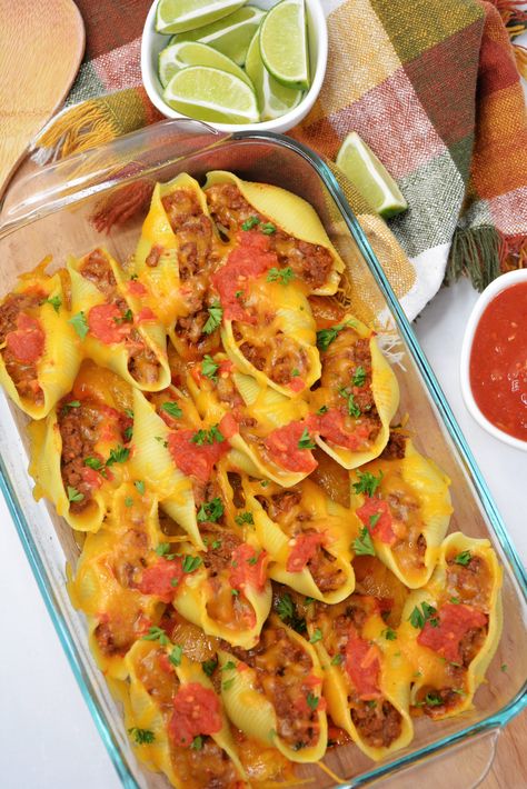 Taco Stuffed Shells Recipe, Taco Shell Recipe, Ground Beef Taco Seasoning, Beef Enchilada, Stuffed Pasta, Ground Beef Pasta, Shells Recipe, Enchilada Recipe, Best Chili Recipe