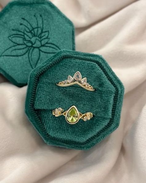 All Posts • Instagram Princess And The Frog Wedding Ring, Frog Rings, Tiana Princess And The Frog, Tiana Wedding, Tiana Princess, Disney Rings, Princesa Tiana, Princess And The Frog, Princess Tiana