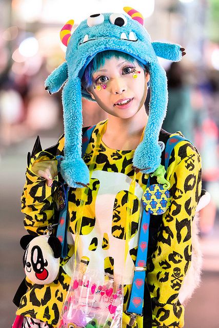 Harajuku Monster Hat by tokyofashion, via Flickr Haruka Kurebayashi, Harajuku Fashion Decora, Kawaii Street Fashion, Decora Fashion, Oshare Kei, Fairy Kei Fashion, Monster Hat, Japan Fashion Street, Oc Outfits