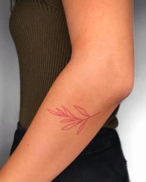 Red Arm Tattoo, Small Tattoo Arm, Red Line Tattoo, Small Red Tattoo, Tattoo Fillers, Red Tattoo Ideas, Dainty Tattoo, Stone Tattoo, Basic Tattoos