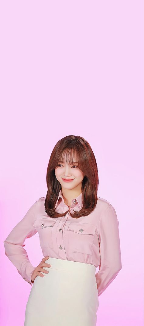 Shin Hari Kdrama Hair, Shin Hari, Korean Lifestyle, Korean Bangs, A Business Proposal, Kim Se Jeong, Se Jeong, Actress Hairstyles, Actress Wallpaper