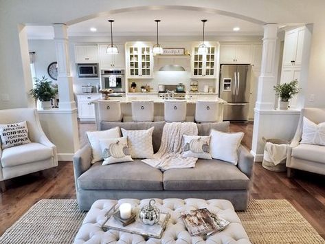 Concept Farmhouse, Open Concept Kitchen Living Room Layout, Farmhouse Wall Decor Living Room, Farmhouse Couch, Cozy Neutral Living Room, Open Concept Kitchen Living Room, Living Room Floor Plans, Open Kitchen And Living Room, Living Room Layout