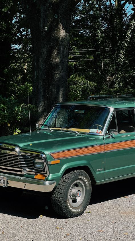 Vintage Wagoneer from our holiday shoot. Coastal Grandfather, Grandad Aesthetic, Grandpa Aesthetic, Coastal Homes, East Coast, Old Money