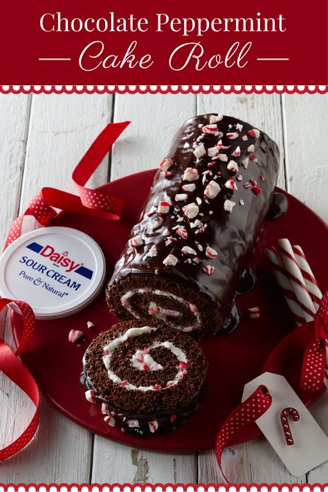 This Chocolate Peppermint Cake Roll recipe is sure to become a festive dessert favorite. Peppermint Cake Roll, Chocolate Peppermint Cake, Daisy Brand, Peppermint Cake, Cake Roll Recipes, Chocolate Roll, Festive Desserts, Dessert Aux Fruits, Desserts Vegan