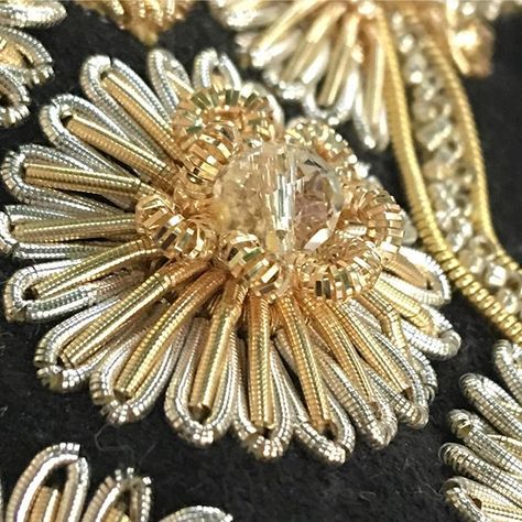 Goldwork detail | #handembroidery #artisanal #embellishments #embroidery #design #fashion #bridal #broderie #bordado #gold #goldwork Embroidery Haute Couture, Tambour Beading, Gold Work Embroidery, Embroidery Hoop Crafts, Zardozi Embroidery, Tambour Embroidery, Flowers Dress, Motifs Perler, Couture Embroidery