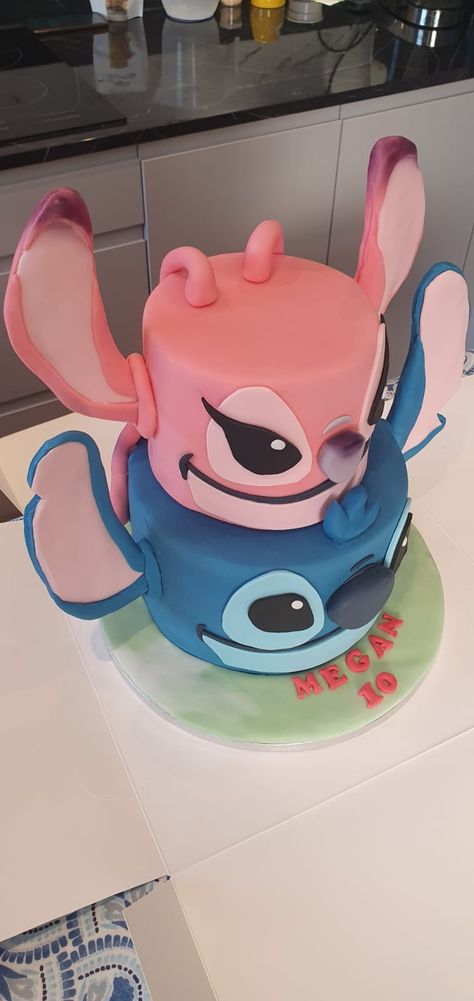 Stitch and Angel Cake Lilo And Stitch Angel Birthday Party, Stitch And Angel Outfit, Stitch And Angel Cupcakes, Stitch And Angel Wedding, Lilo And Angel Gender Reveal, Stitch And Angel Nails, Khloe Bedroom, Stitch And Angel Gender Reveal, Angel From Lilo And Stitch