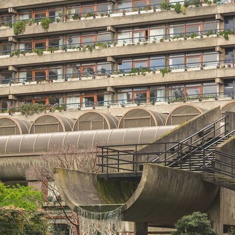 Michal Dec on Instagram: "The Barbican Series  • Architects:  Peter Chamberlin, Geoffry Powell and Christoph Bon for the Corporation of London Managed by the City of London Corporation Barbican Estate  | | | #barbican #brutalism #barbicanestate #rawconcrete #brutal_architecture #archdaily #newbrutalism #cityoflondon #concretedesign #artchitecture #béton #brutallondon #brutalismus #barbicancentre #cement #chamberlinpowellandbon #igbarbican #architecturalphotographer #michaldec #barbicanresidents #concretestructure #mybarbican #archi_focus_on #sosbrutalism #architecture_view #betonbrut" London Barbican, Barbican Estate, Brutal Architecture, Barbican Centre, The Barbican, Architectural Photographers, City Of London, Concrete Structure, Arch Daily