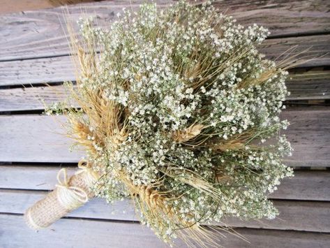 Baby's Breath Bridal Bouquet, Wheat Wedding, Lavender Bridal Bouquet, Deco Champetre, Babies Breath, Dried Bouquet, Wedding Flowers Summer, Summer Wedding Colors, Diy Wedding Bouquet