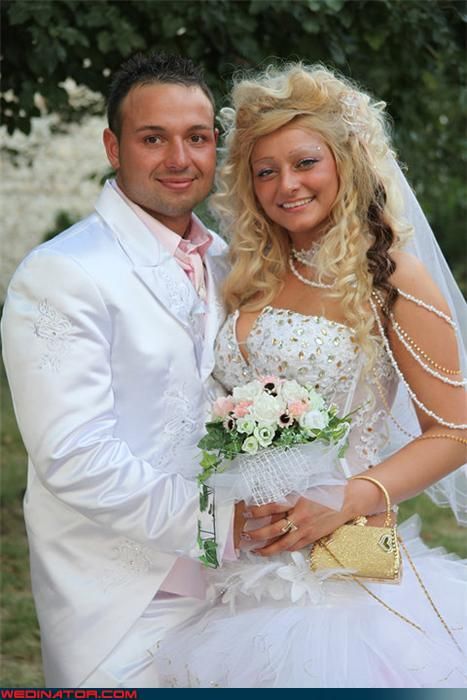 Pictures Funny People, Wedding Pictures Funny, Bad Wedding, Tacky Wedding, Funny Wedding Pictures, Floral Crown Wedding, Wedding Hairstyles Medium Length, Funny Wedding Photos, Wedding Hairstyles Bride