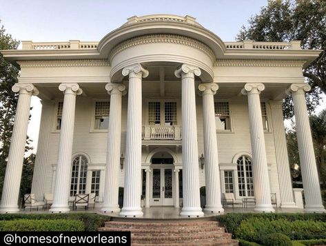 Historical Homes Of America on Instagram: “Beautiful Mansion located in New Orleans  #mansions #house #old #historic #wow #amazing #historichouse #columns #unreal #trim #woodwork…” Houses With Columns, Pillar House, Georgian Fireplace, Neoclassical Mansion, 1980s House, Boy Type, Vintage Mansion, Beautiful Mansion, Georgian Fireplaces