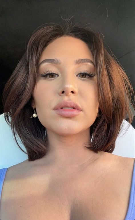 Catherine Paiz Hair, Catherine Mcbroom, Catherine Paiz, New Photo Download, New Hair Colors, Color Inspo, Hair Inspo Color, Pretty Selfies, Hair Jewelry