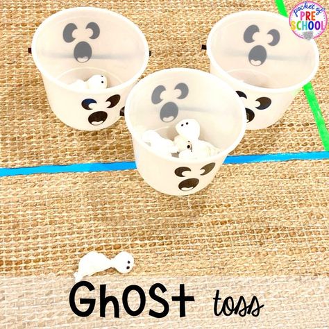 Halloween Crafts For First Graders Party, Halloween Gross Motor Activities Preschool, Halloween Daycare Party Ideas, Outside Halloween Activities For Kids, Pré School Halloween Party, Halloween Games For Toddlers Preschool, Halloween Preschool Games Party Ideas, Halloween Party For Preschoolers, Halloween Preschool Party Games