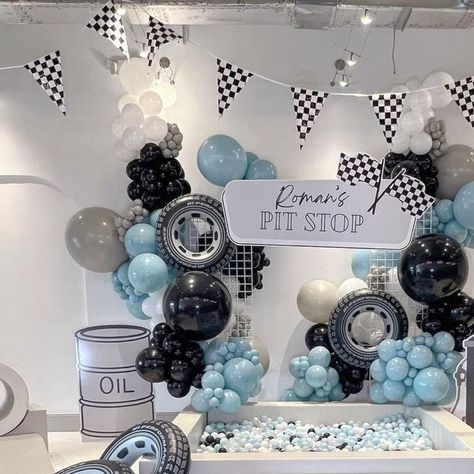 Lewis Hamilton Birthday Theme, Car Theam Birthday Decoration, 2 Fast Birthday Party Blue, First Birthday Fast One, Car Themed Birthday Party 1 Year, Two Fast Balloon Garland, 1st Birthday Boy Car Theme, First Birthday Car Theme, Fast One Birthday