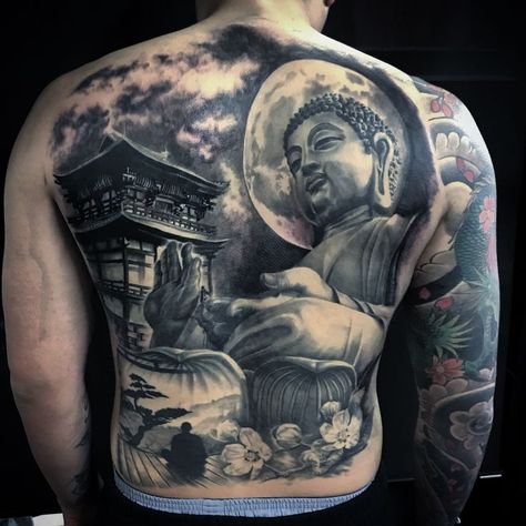 Buddha Tattoo On Back, Buddha Tattoo Back, Buddha Back Tattoo, Tattoos Torso, Tattoo Back Piece, Tattoo Buddha, Buddhist Symbol Tattoos, Tatuaje Trash Polka, Japanese Tattoos For Men