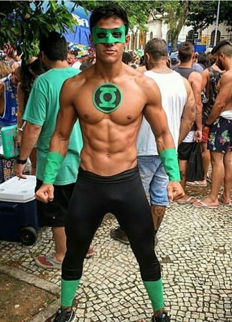 Male Superhero, Green Lantern Cosplay, Green Lantern Costume, Hot Hero, Cartoon Costumes, Superhero Cosplay, Preppy Men, Cos Play, Male Cosplay