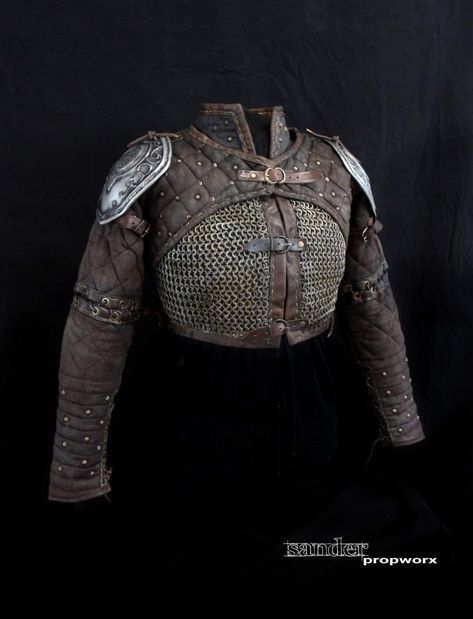 Dnd Chainmail, Pirate Armor, Female Witcher, Minotaur Dnd, Witcher Armor, Dnd Armor, Witcher Oc, Medieval Clothing Men, Viking Shields