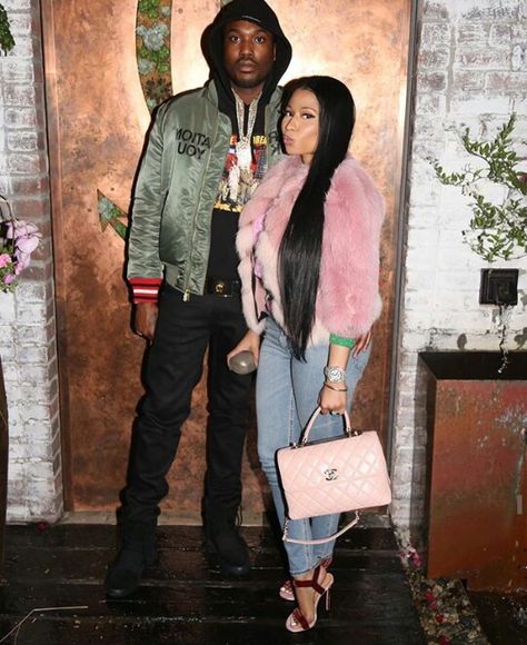 Nicki Minaj Meek Mill And Nicki Minaj, Nicki And Meek, Meek Mill And Nicki, Nicki Minaj Meek Mill, Vetements Hoodie, Tom Ford Jacket, I Am Single, Am Single, Gucci Hoodie