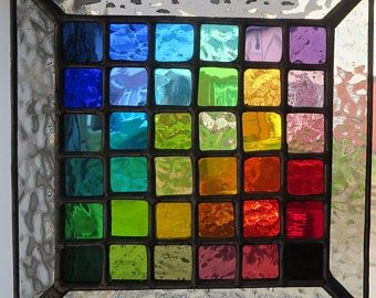 L'art Du Vitrail, Art Chinois, Rainbow Colour, Stained Glass Suncatcher, Glass Block, Colour Chart, Stained Glass Designs, Painted Glass, Beautiful Rainbow