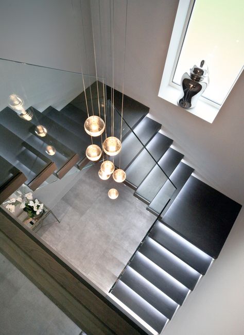 Floating stairs with frameless glass balustrade, covers and LED lights Stairs Lighting, Glass Handrail, Frameless Glass Balustrade, Modern Railing, Modern Stair Railing, Oak Framed Buildings, Iron Stair Railing, Glass Staircase, Loft Stil