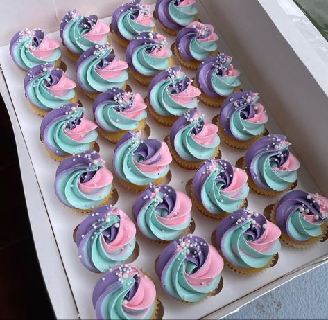 Mermaid Birthday Cupcake Ideas, Pink Purple And Teal Cupcakes, Mermaid Party Sweets, Cupcakes Decoration Mermaid, Pink Purple White Cupcakes, Blue Purple Cupcakes, Pink And Purple Cupcakes Swirls, Wilton 6b Tip Cupcakes, Barbie Mermaid Cupcakes