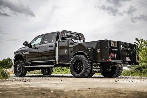 Its #worktruckwednesday! 2018 Ram 3500 Cummins on our new 5" suspension lift and 35" Toyos Ram 3500 Cummins, Ram 3500 Dually, Beyblade Toys, Dually Wheels, Dodge Diesel, Custom Truck Beds, Black Truck, Rich Boy, Tactical Gear Loadout