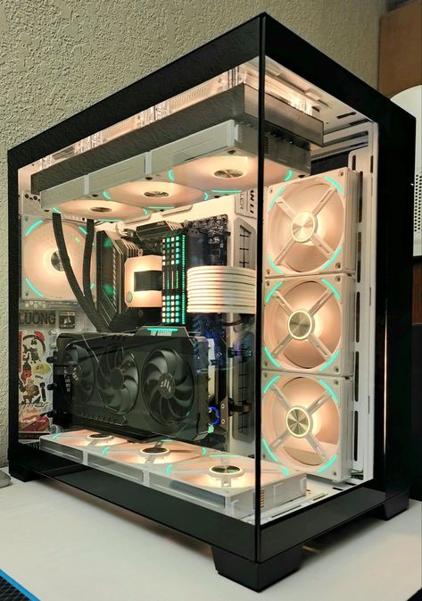 Clear Pc Build, H6 Flow Build, Unique Pc Build, Pc Assembling, Cute Pc Build, White Desk Setup, Gaming Computer Setup, Games Room Inspiration, Purple Games