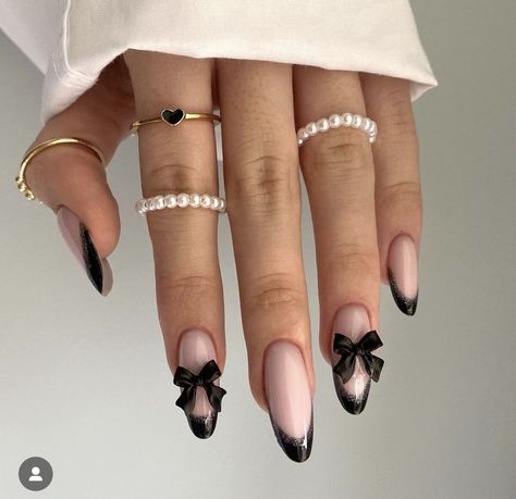 Wife Nails, Mob Wife, Classy Acrylic Nails, Pretty Gel Nails, Black Nail Designs, Soft Nails, Nail Swag, Black Nail, Dark Nails