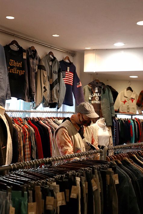 The Ultimate Tokyo Vintage Store Guide Tokyo Clothing, Hipster Style Outfits, Tokyo Vintage, Vintage Stores, Japan Store, Vintage Woolrich, Americana Fashion, Vintage Americana, Aviator Jackets