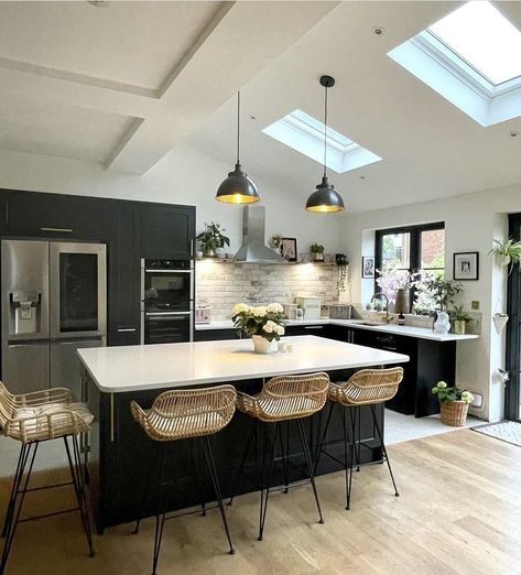 Kitchen Diner Extension, Open Plan Kitchen Dining Living, Open Kitchen And Living Room, Open Plan Kitchen Diner, Open Plan Kitchen Dining, Open Plan Kitchen Living Room, Kitchen Dining Living, Kitchen Family Rooms, Kitchen Room Design