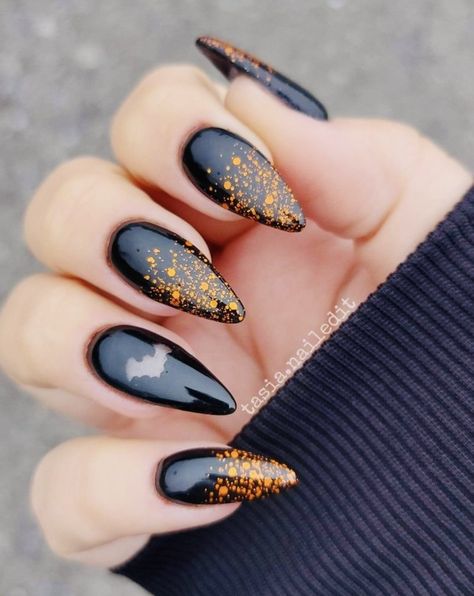 Holloween Nails, Halloween Acrylic Nails, Halloween Nail Art, Dipped Nails, Autumn Nails, Nail Art Ideas, Fall Nail, Fall Nail Designs, Types Of Nails