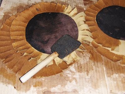 Primitive Sunflowers, Freebies Pattern, Sunflower Crafts, Primitive Patterns, Primitive Homes, Primitive Fall, Primitive Decorating Country, Primitive Crafts, Primitive Home