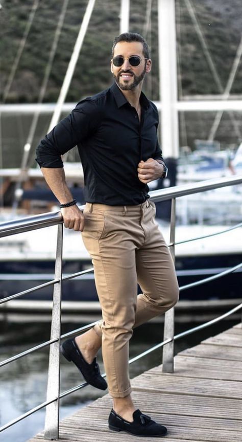 Khaki Jeans Outfit, Khaki Pants Outfit Men, Black Shirt Outfit Men, Black Long Sleeve Shirt Men, Khaki Pants Outfit, Khakis Outfit, Black Outfit Men, Mens Black Shirt, Mens Tops Fashion