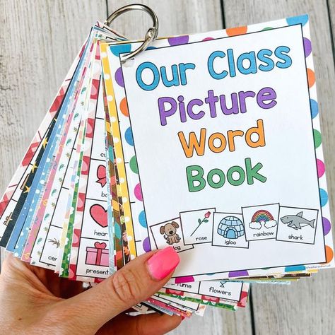 Ontario Kindergarten Teacher on Instagram: "Someone recently asked if my portable word wall charts had a school page with school words - they absolutely do! It’s called Back to School! If you have this bundle and ever have a suggestion for a future theme, don’t hesitate to reach out. Also this bundle is endless so you’ll always get new updates for free! •• I use these in full page in page protectors in a binder but I also print 4 to a page and make mini flip books like these. I usually laminate Portable Word Wall Kindergarten, Portable Word Wall, Portable Word Walls, School Words, Mini Flip Book, Writing Center Kindergarten, Literacy Centers Kindergarten, Flip Books, Resource Room