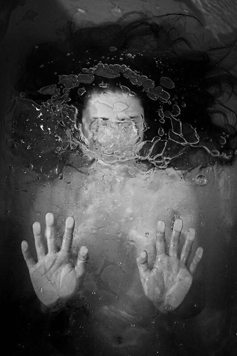 Erebus Society Matthieu Bourel, Underwater Portrait, Weird Photography, Shooting Studio, Jasper Hale, Expressions Photography, Black And White Art Drawing, Digital Museum, About Water