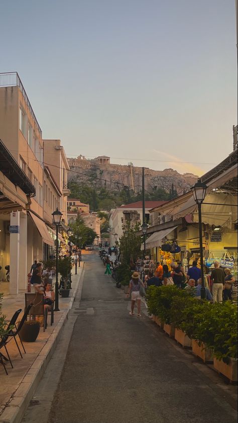 Athens Aesthetic, Japan 80's Aesthetic, Acropolis Greece, Greece Athens, Ancient Greek Architecture, Acropolis, Santorini Greece, Athens Greece, City Aesthetic