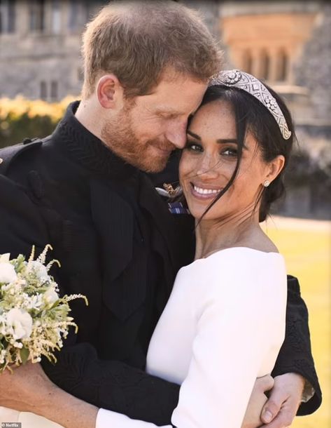 Prince Harry and Meghan's wedding album revealed | Daily Mail Online Harry And Megan Wedding, Meghan Markle Aesthetic, Meghan Harry Wedding, Megan And Harry Wedding, Megan And Harry, Harry And Megan, Meghan Markle Harry, Meghan Wedding, Prince Harry Wedding