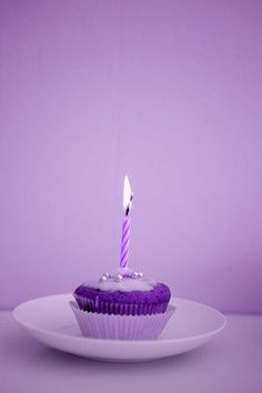 Purple birthday! Happy Birthday To Me Purple, Purple Happy Birthday Wishes, Purple Birthday Wallpaper, Birthday Aesthetic Purple, Purple Birthday Aesthetic, Image Zen, Purple Cupcakes, Purple Stuff, Purple Food