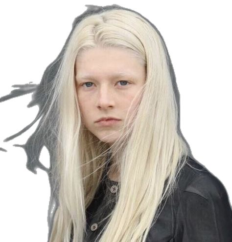 Daena Targaryen, Bleached Eyebrows, Hunter Schafer, Lgbt Rights, Bleach Blonde, Fair Skin, Dream Hair, Platinum Blonde, Fashion Model