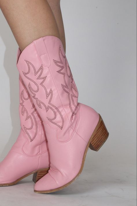 Pink Cowgirl Boots Outfit, Light Pink Cowgirl Boots, Pink Sparkle Cowboy Boots, Pink Snip Toe Boots For Western-themed Events, Cowgirl Boots Pink, Lucy Steel, Fitted Western Pink Boots, Fallon Henley, Ponk Cowgirl Boots