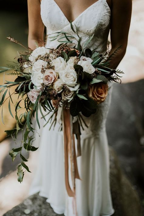 Bridal Bouquet Spring, Bouquet Images, Wedding Color Trends, Flowers And Greenery, Pennsylvania Wedding, Fall Wedding Bouquets, Fall Color Palette, Fall Wedding Colors, Wedding Bridal Bouquets