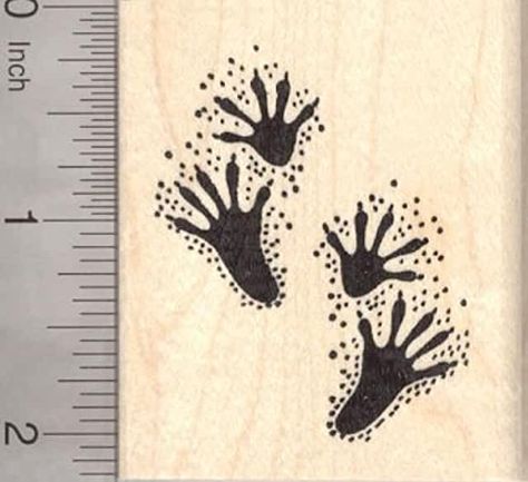 Raccoon Paw Print Tattoo, Raccoon Paws, Racoon Tattoo, Diy Bottle Cap Crafts, Raccoon Drawing, Raccoon Tattoo, Raccoon Print, Paw Tattoo, Bottle Cap Crafts