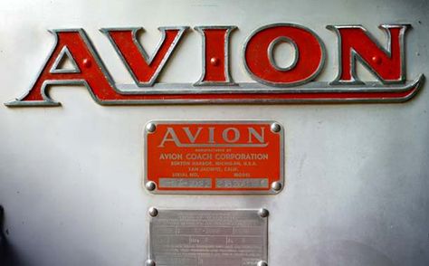 Avion: Restoring An American Classic, http://www.truckcampermagazine.com/camper-lifestyle/avion-restoring-an-american-classic Truck Camper Diy, Avion Trailer, Avion Camper, Slide In Truck Campers, Shed Tiny Home, Camper Restoration, Grey Water System, Roof Hatch, Caravan Trailer