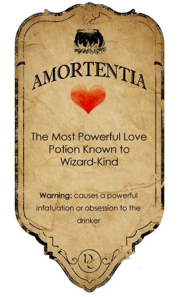 label for our love potion Harry Potter Potion Labels, Harry Potter Weihnachten, Stary Papier, Imprimibles Harry Potter, Stile Harry Potter, Cumpleaños Harry Potter, Halloween Potion Bottles, Halloween Apothecary, Harry Potter Printables