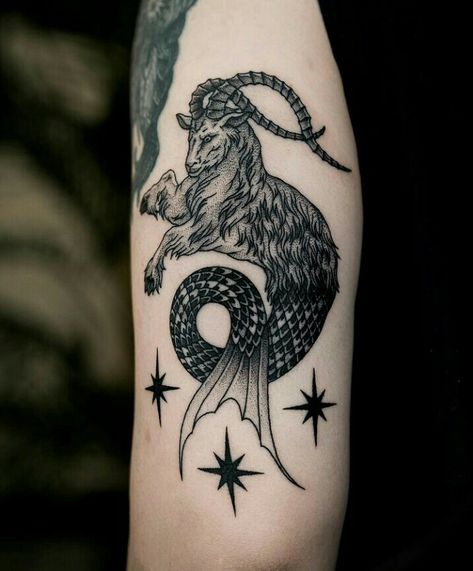 Tattoo For My Son, Full Arm Sleeve, Maori Warrior, Traditional Tattoo Inspiration, Capricorn Tattoo, Knuckle Tattoos, Temporary Tattoo Sleeves, Scary Tattoos, Greek Myth