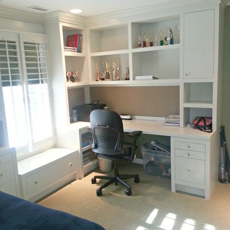 Built In Desk And Shelves Office Living Room, Built In Desk And Shelves Bedroom, Kids Built In Desk, Corner Built In Desk, Built In Study Desk, Built In Desk And Shelves Office, Built In Corner Desk, Study Desk Design, Built In Desks