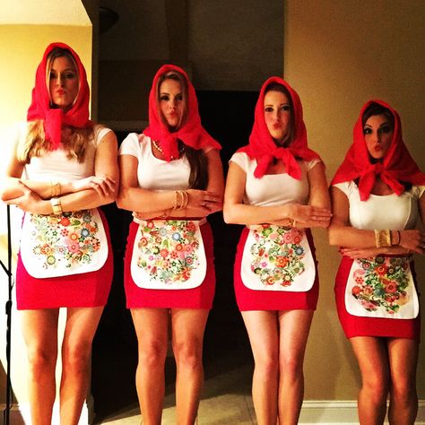 Russian dolls / matryoshka dolls / best Halloween costume / group costume Riverdale Halloween Costumes, Halloween Costume Group, Halloween Costumes Women Scary, New Halloween Costumes, Russian Dolls, Costumes For Teens, Scary Halloween Costumes, Scary Costumes, Group Costumes